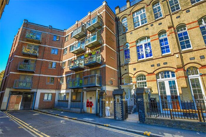 1 Bedroom Apartment To Rent In Hoxton Square, N1