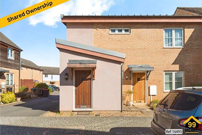 1 Bedroom Maisonette For Sale In Flexerne Crescent, Milton Keynes, MK6