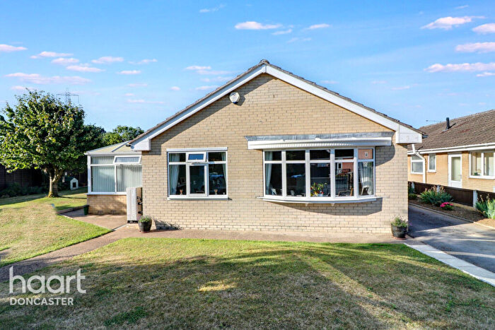 3 Bedroom Detached Bungalow For Sale In Butterill Drive, Armthorpe, Doncaster, DN3