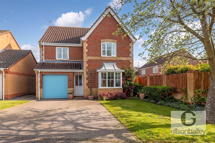 4 Bedroom Detached House For Sale In Maidens Close, Norwich, NR7