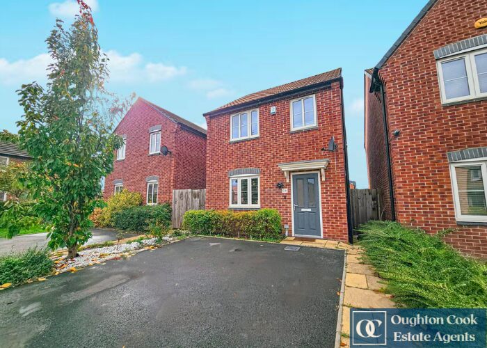 3 Bedroom Detached House For Sale In Rollings Drive, Coventry, CV2