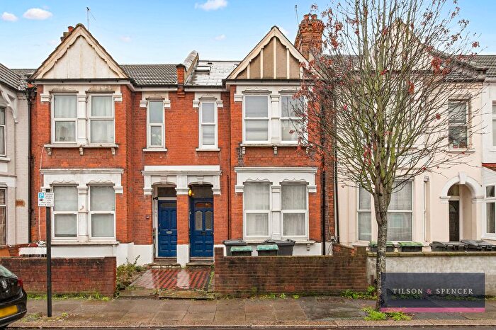 1 Bedroom Flat For Sale In Springfield Road, London, N15