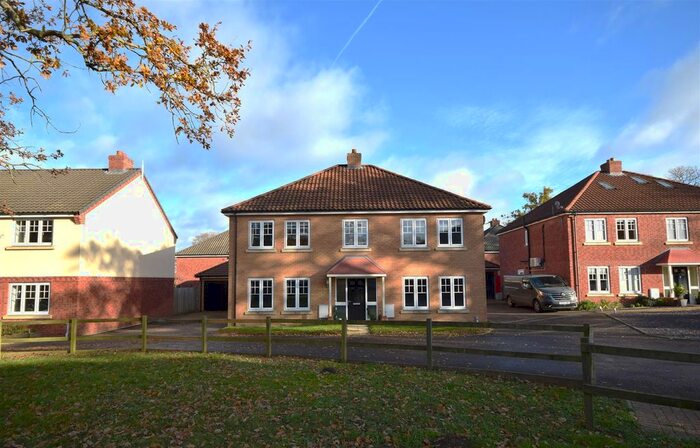 5 Bedroom Detached House To Rent In Walnut Tree Drive, Framingham Earl, Norwich, NR14