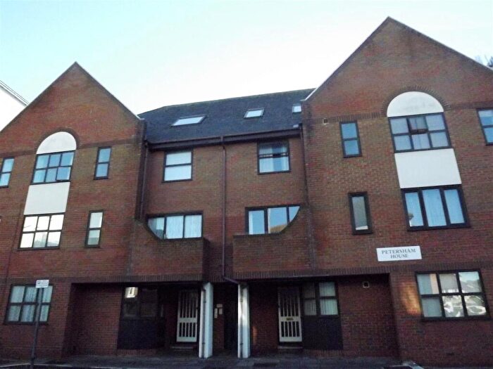 2 Bedroom Apartment To Rent In Petersham House, Southsea, PO5