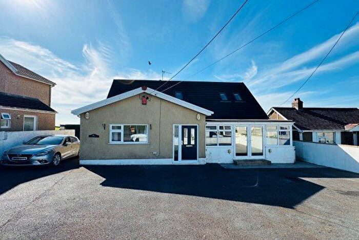 3 Bedroom Detached House To Rent In Ferryside, SA17