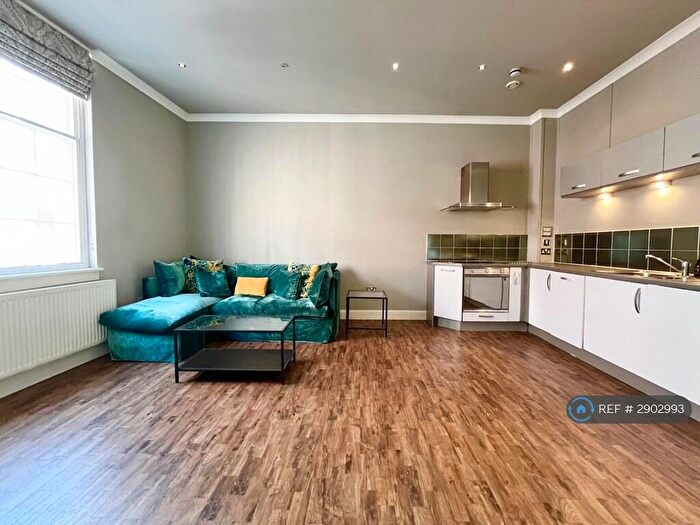 1 Bedroom Flat To Rent In The Warehouse Too, Nottingham, NG1