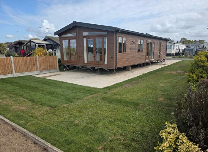 2 Bedroom Lodge For Sale In Flag Hill, Great Bentley, Colchester, CO7