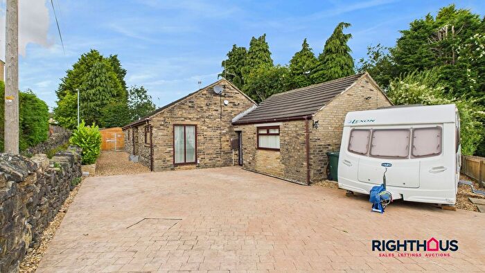 4 Bedroom Detached Bungalow For Sale In Oakdale Avenue, Bradford, BD6