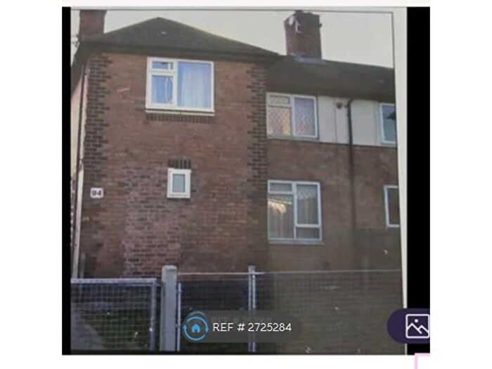 3 Bedroom Semi-Detached House To Rent In Hockley Farm Road, Leicester, LE3