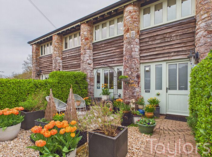 3 Bedroom Terraced House For Sale In Yalberton Road, Paignton, TQ4