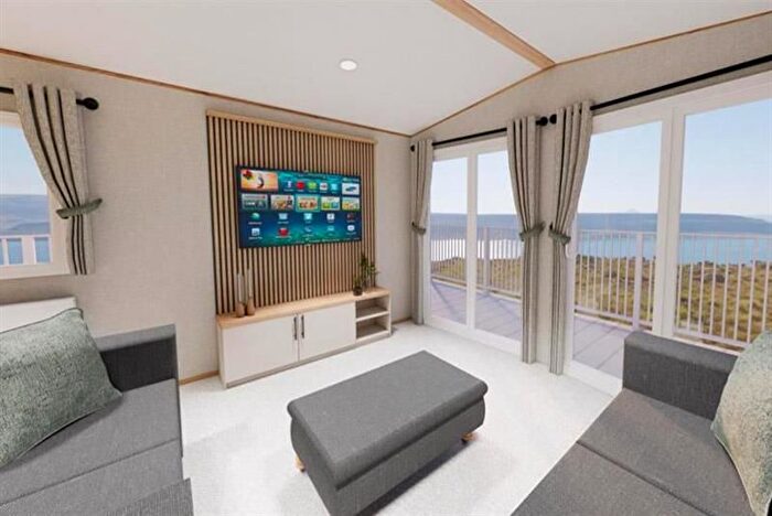 2 Bedroom Mobile/park Home For Sale In Kinmel Bay, LL18