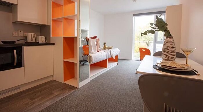 1 Bedroom Flat To Rent In Studnets - Fraser Studios, Causewayend, AB25