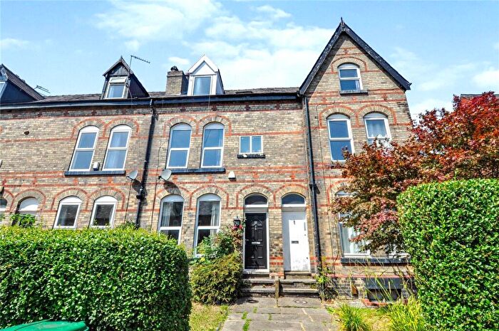 5 Bedroom Terraced House To Rent In Lombard Grove, Fallowfield, M14