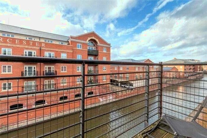 2 Bedroom Flat To Rent In Bath Road, Worcester, WR5