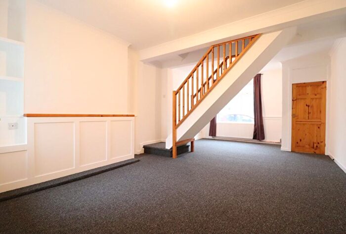 3 Bedroom Terraced House To Rent In Coronation Street, Barry, CF63