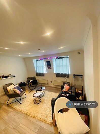 1 Bedroom Flat To Rent In West Street, Brighton, BN1