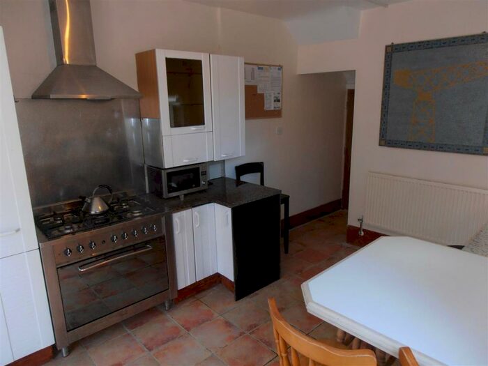 4 Bedroom Private Hall To Rent In Brook Street, Lancaster, LA1