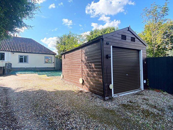3 Bedroom Semi-Detached Bungalow For Sale In Alma Croft, Littlebury, Saffron Walden, CB11