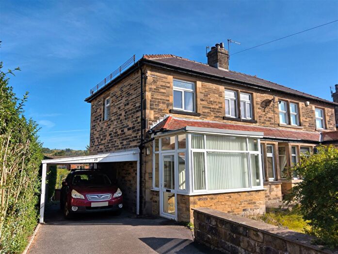 3 Bedroom Semi-Detached House To Rent In Kingsway Drive, Ilkley, LS29