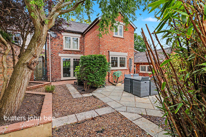 3 Bedroom Detached House For Sale In Waterloo Road, Haslington, CW1