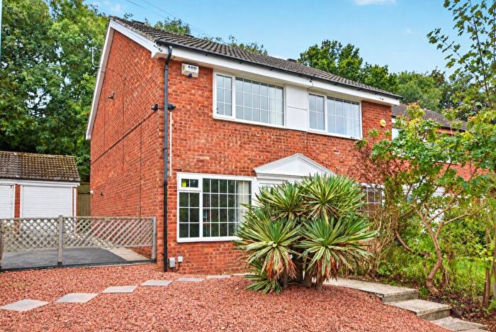 2 Bedroom Terraced House For Sale In Allerton Grange Croft, Leeds, LS8
