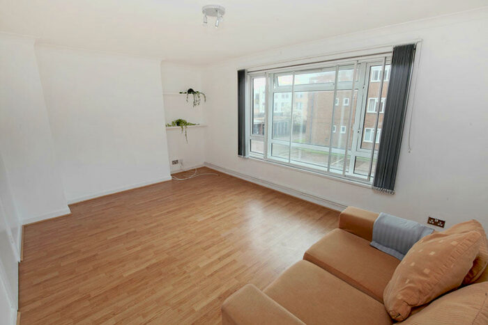 2 Bedroom Flat To Rent In Church Road, Leyton, E10