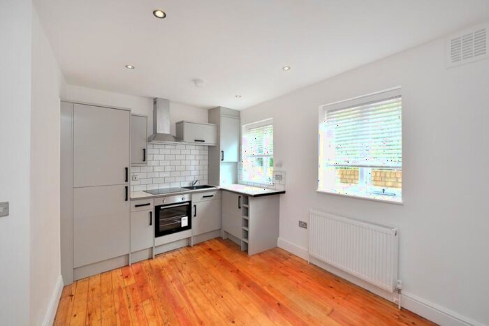 1 Bedroom Apartment To Rent In Mackenzie Road London, N7