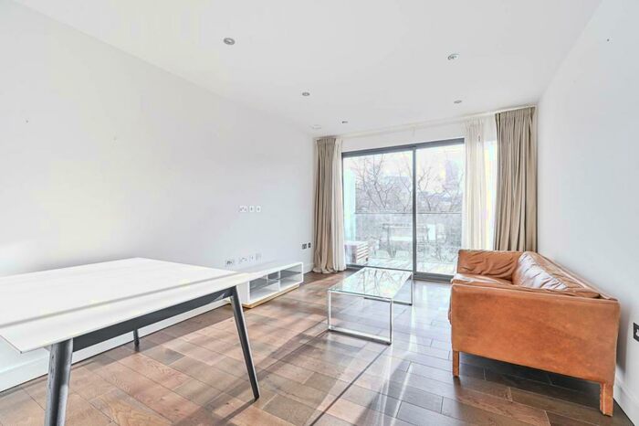 1 Bedroom Flat To Rent In Paton Street, Islington, London, EC1V
