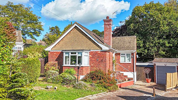 2 Bedroom Detached Bungalow For Sale In Willowbed Walk, Hastings, TN34