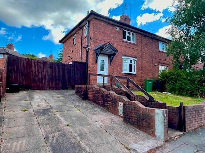 3 Bedroom Property To Rent In Wrens Nest Road, Dudley, DY1