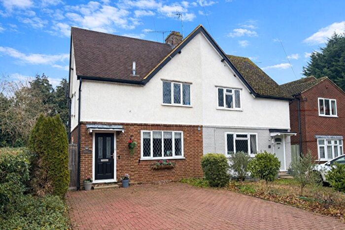 3 Bedroom Semi Detached House For Sale In Symonds Green Lane, Stevenage, SG1