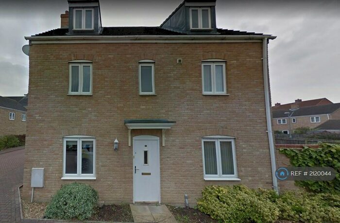 4 Bedroom Detached House To Rent In Collinson Crescent, Sapley, Huntingdon, PE28