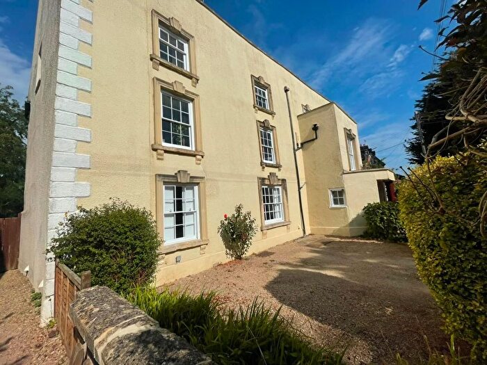 2 Bedroom Flat For Sale In Newport, Near Berkeley, Gloucestershire, GL13