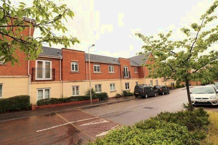 2 Bedroom Flat To Rent In Coniston Avenue, Purfleet, RM19