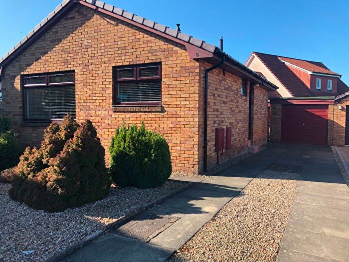 3 Bedroom Bungalow To Rent In Lochaber Drive, Stenhousemuir, FK5