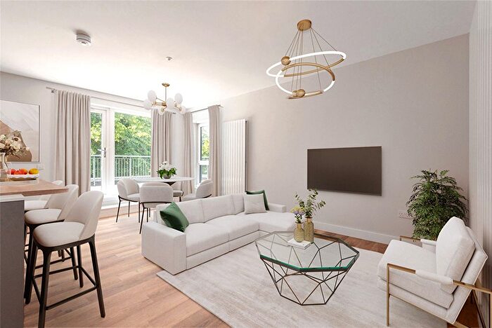 3 Bedroom Flat For Sale In Penthouse - The Avenue, Barnton Avenue West, Edinburgh, Midlothian, EH4