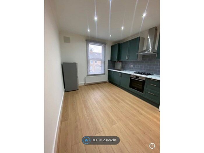 2 Bedroom Flat To Rent In London Barking, London Barking, IG11