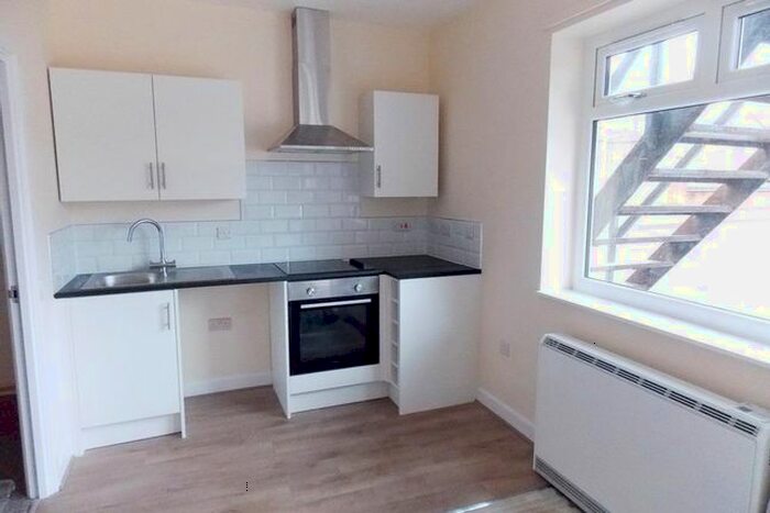 1 Bedroom Flat To Rent In Cotmanhay Road, Ilkeston DE7