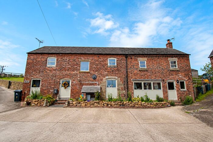 5 Bedroom Detached House For Sale In Home Farm, Main Road, Pentrich, DE5