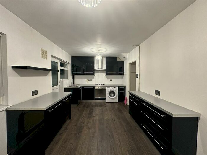 3 Bedroom Terraced House To Rent In Showering Road, Stockwood, Bristol, BS14
