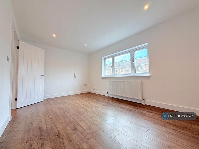 2 Bedroom Flat To Rent In Harrow, Harrow, HA1