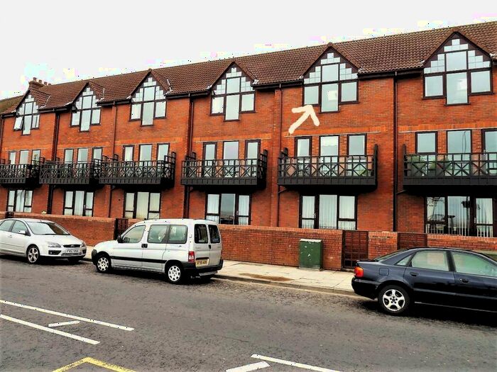 1 Bedroom Flat For Sale In Kingsway, Cleethorpes, N.E. Lincs, U, DN35