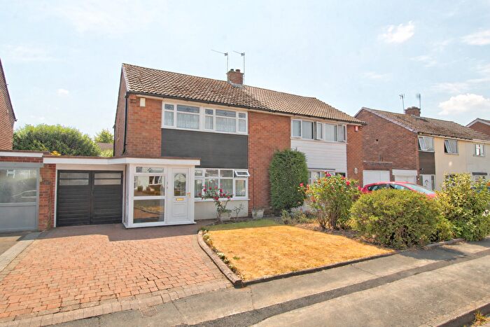 3 Bedroom Semi Detached House For Sale In Leslie Drive, Tipton, DY4