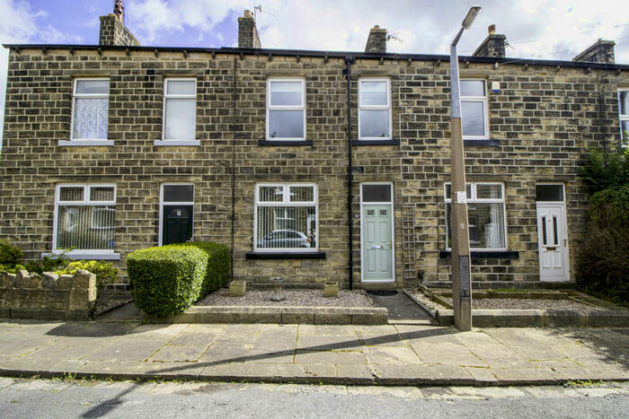 3 Bedroom Terraced House To Rent In Green Ave, Silsden, BD20