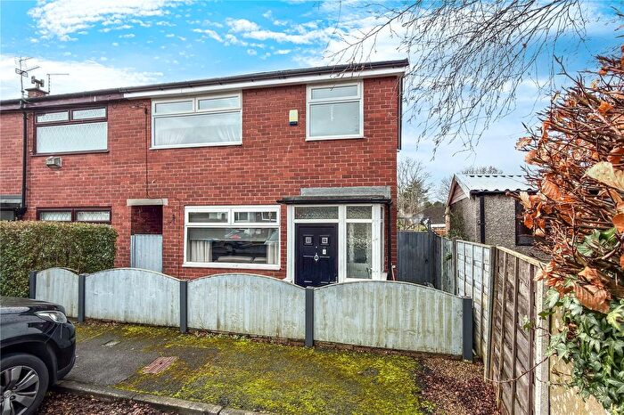 3 Bedroom Semi Detached House For Sale In Leabrook Drive, New Moston, Manchester, M40