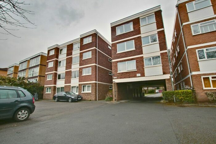 1 Bedroom Flat To Rent In Hayne Road, Beckenham, BR3