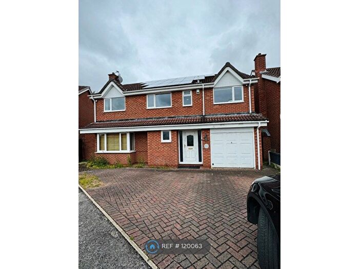 5 Bedroom Detached House To Rent In Thealby Gardens, Doncaster, DN4
