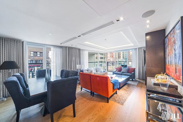 2 Bedroom Flat To Rent In Kensington High Street, London, W14