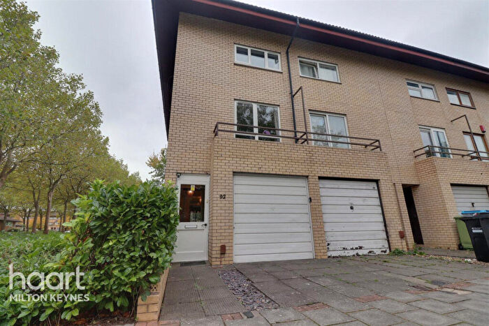 4 Bedroom End Of Terrace House To Rent In Conniburrow Boulevard, Conniburrow, MK14