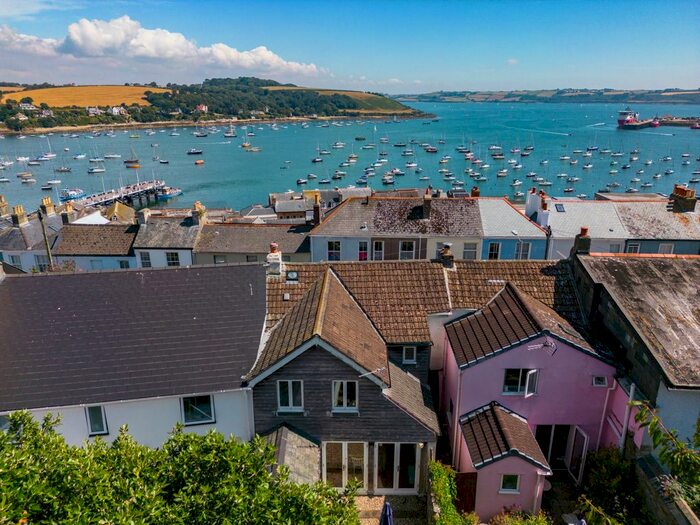 Houses for sale & to rent in TR11 3AY, Smithick Hill, Falmouth Smithick